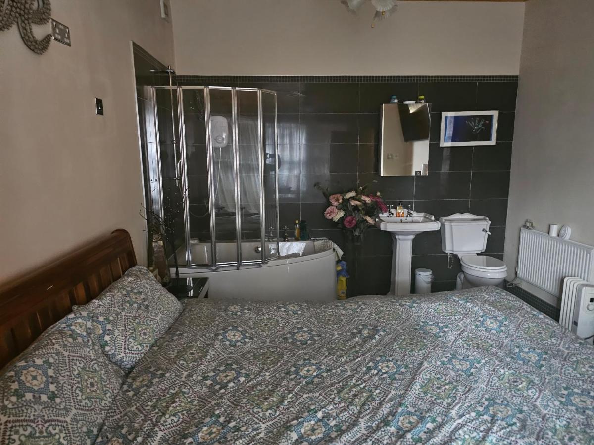 클론멜 Baron Park House 아파트 외부 사진